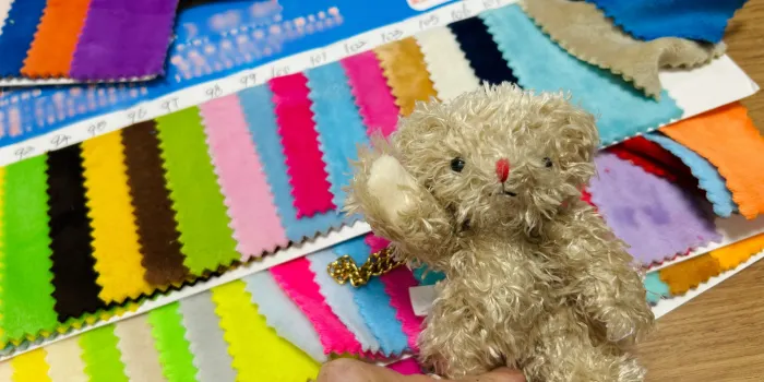 手足のカラーを決める