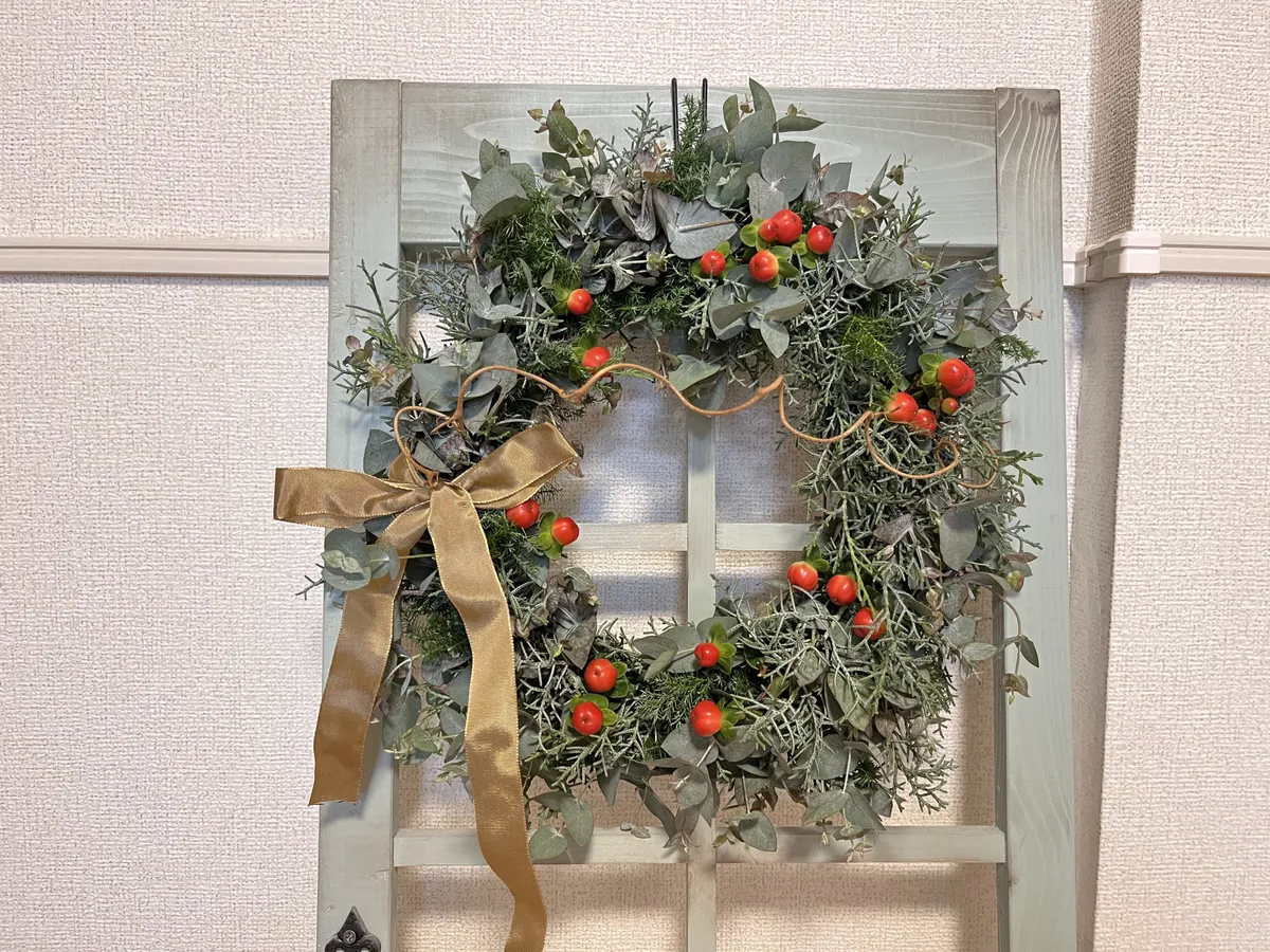 カイズカイブキ　　クリスマスリース　リース カイヅカイブキの通販 | iichi 日々の暮らしを心地よくする