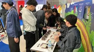 ケーキ, 立つ, テーブル, グループ が含まれている画像

AI 生成コンテンツは誤りを含む可能性があります。