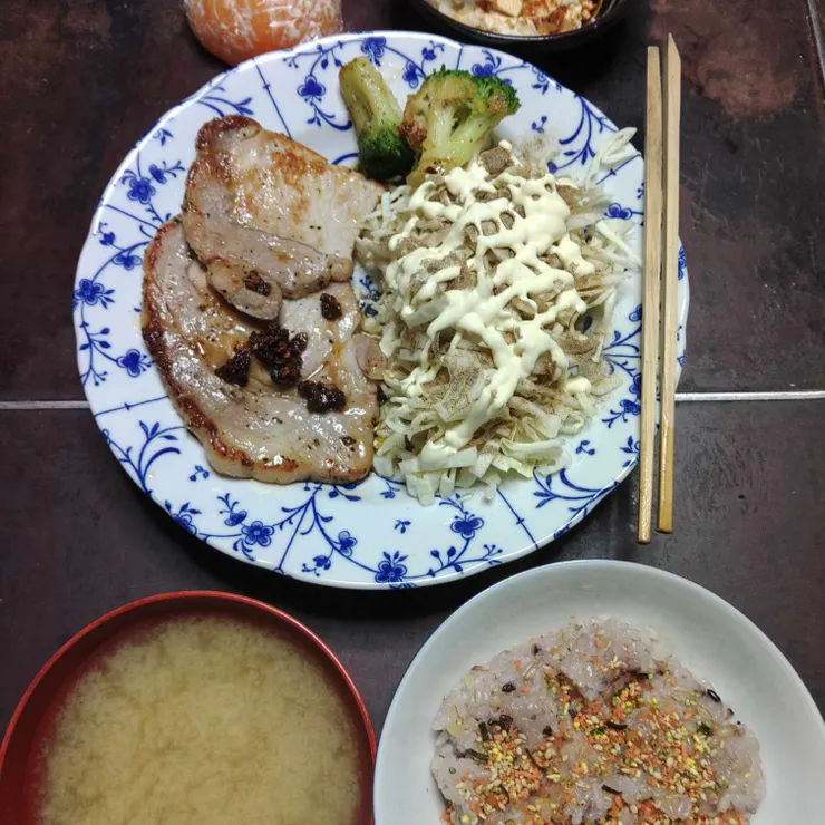 キャプション