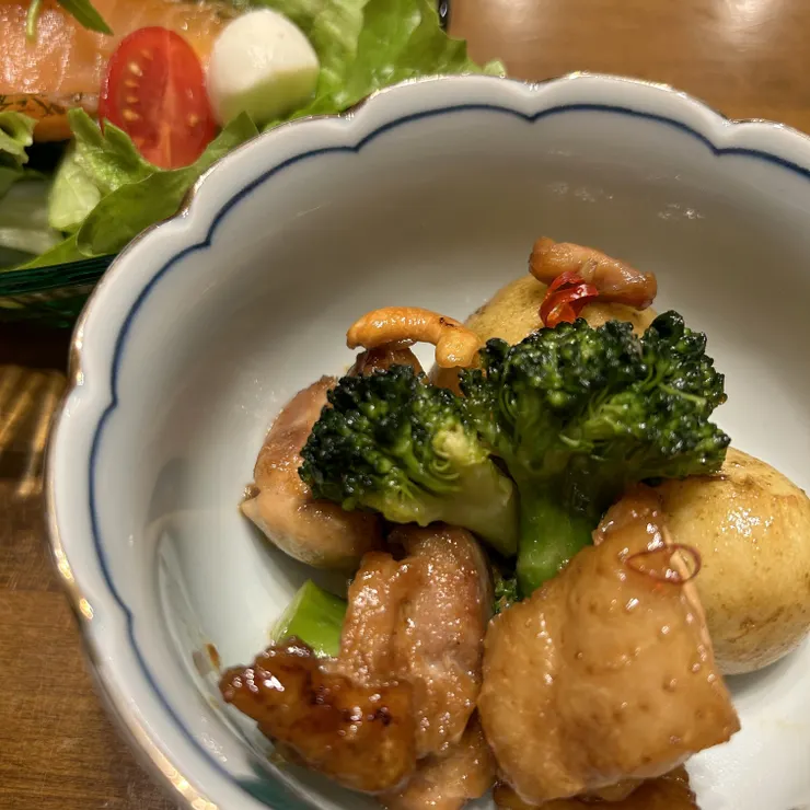 キャプション