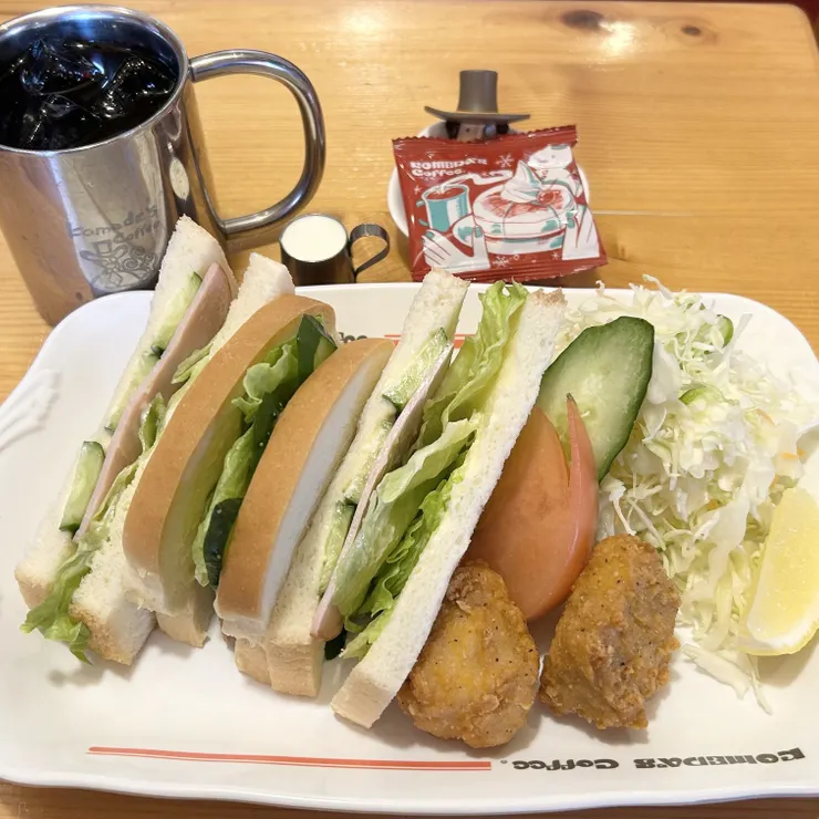 キャプション
