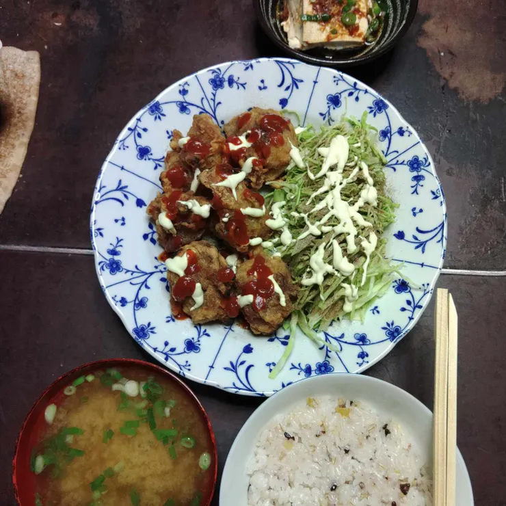キャプション