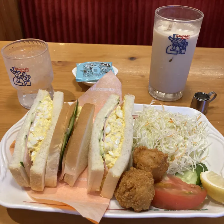 キャプション