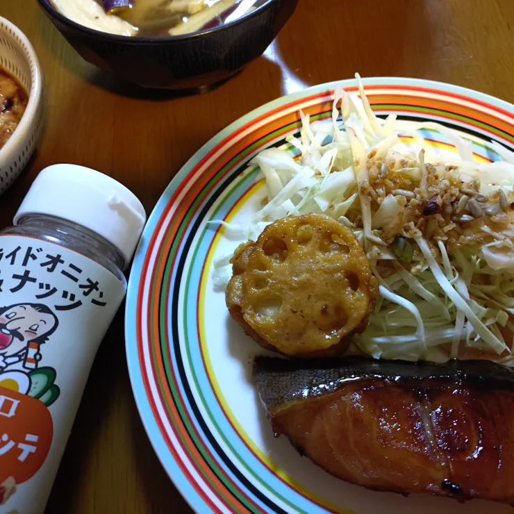 キャプション