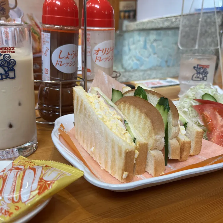 キャプション