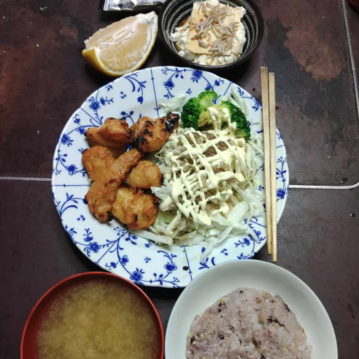 キャプション