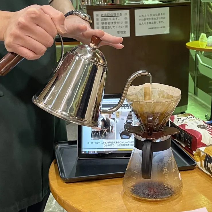 キャプション