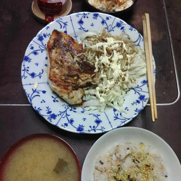 キャプション