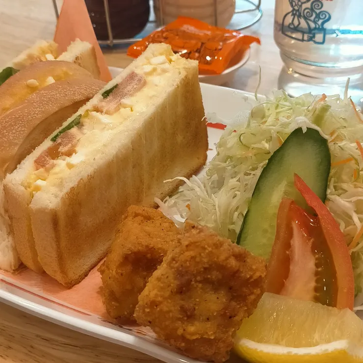 キャプション