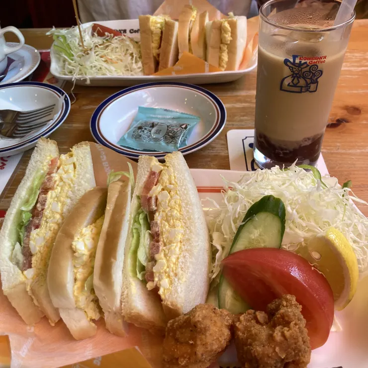 キャプション