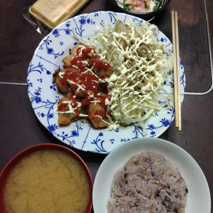 キャプション