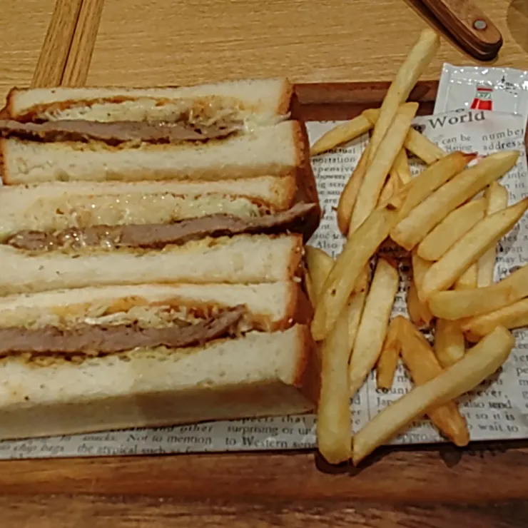 キャプション