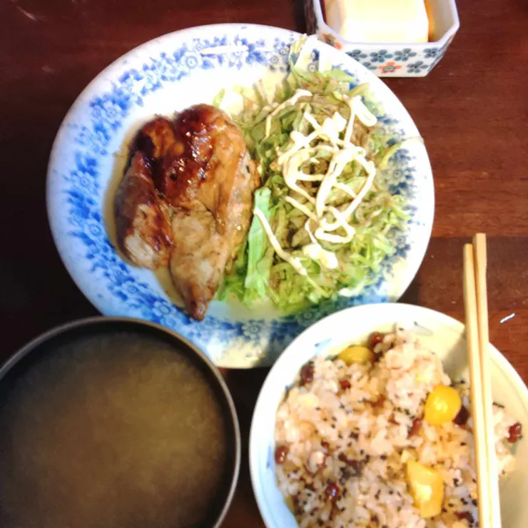 キャプション