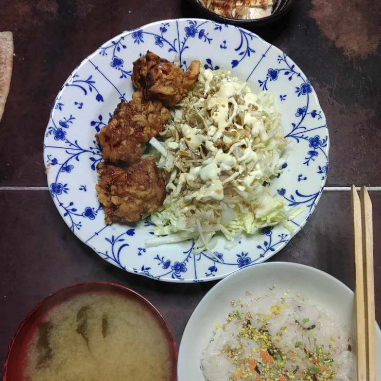 キャプション