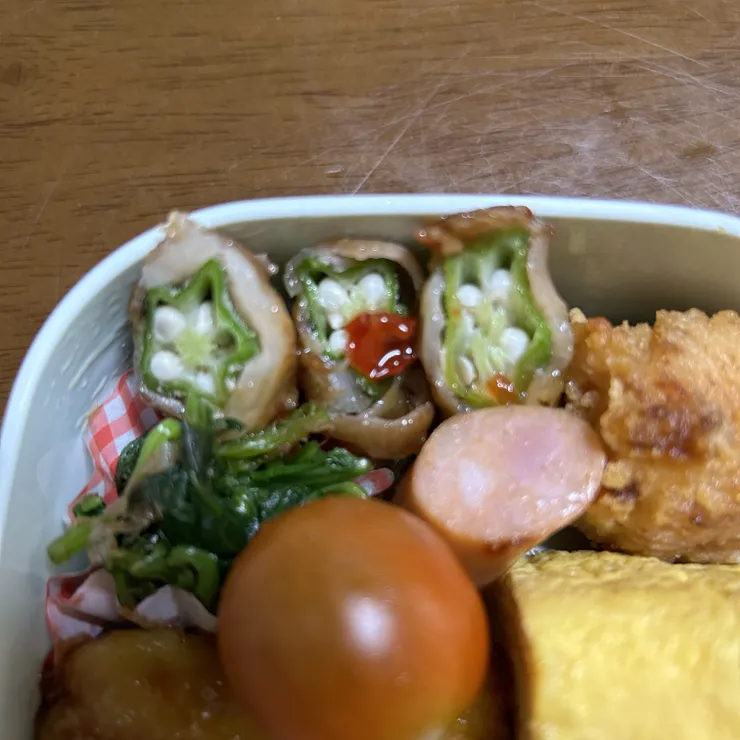 キャプション