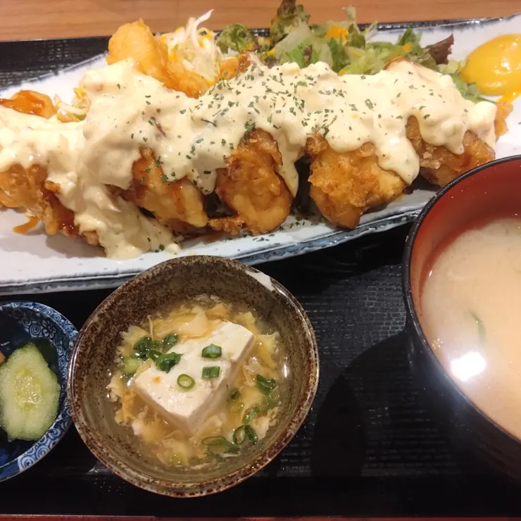 キャプション