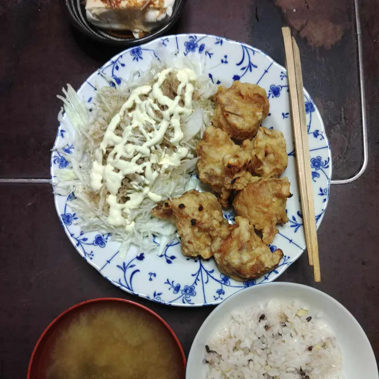 キャプション