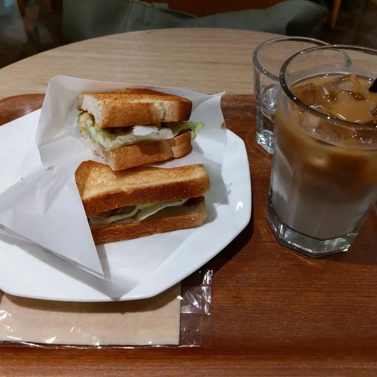 キャプション