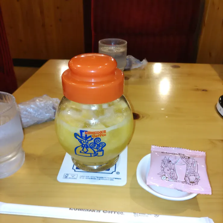 キャプション
