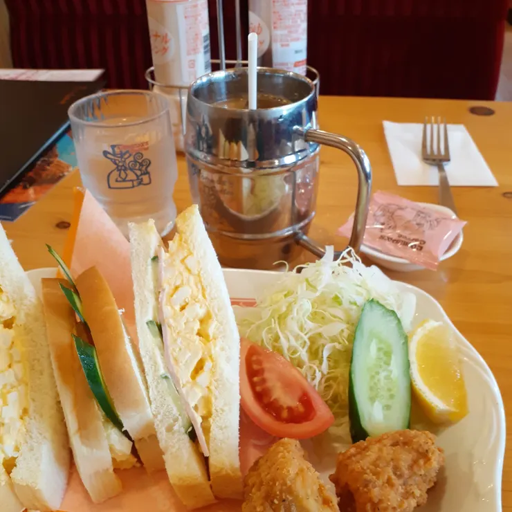 キャプション