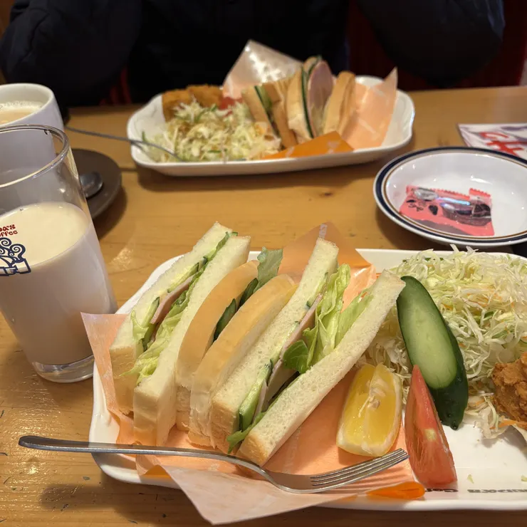 キャプション