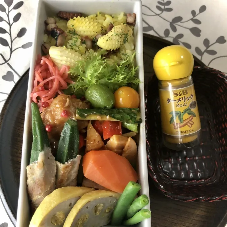 キャプション
