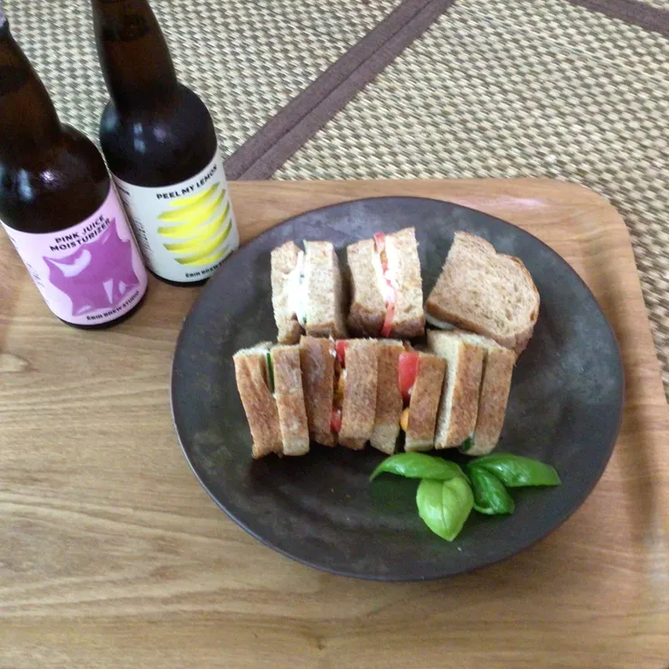 キャプション