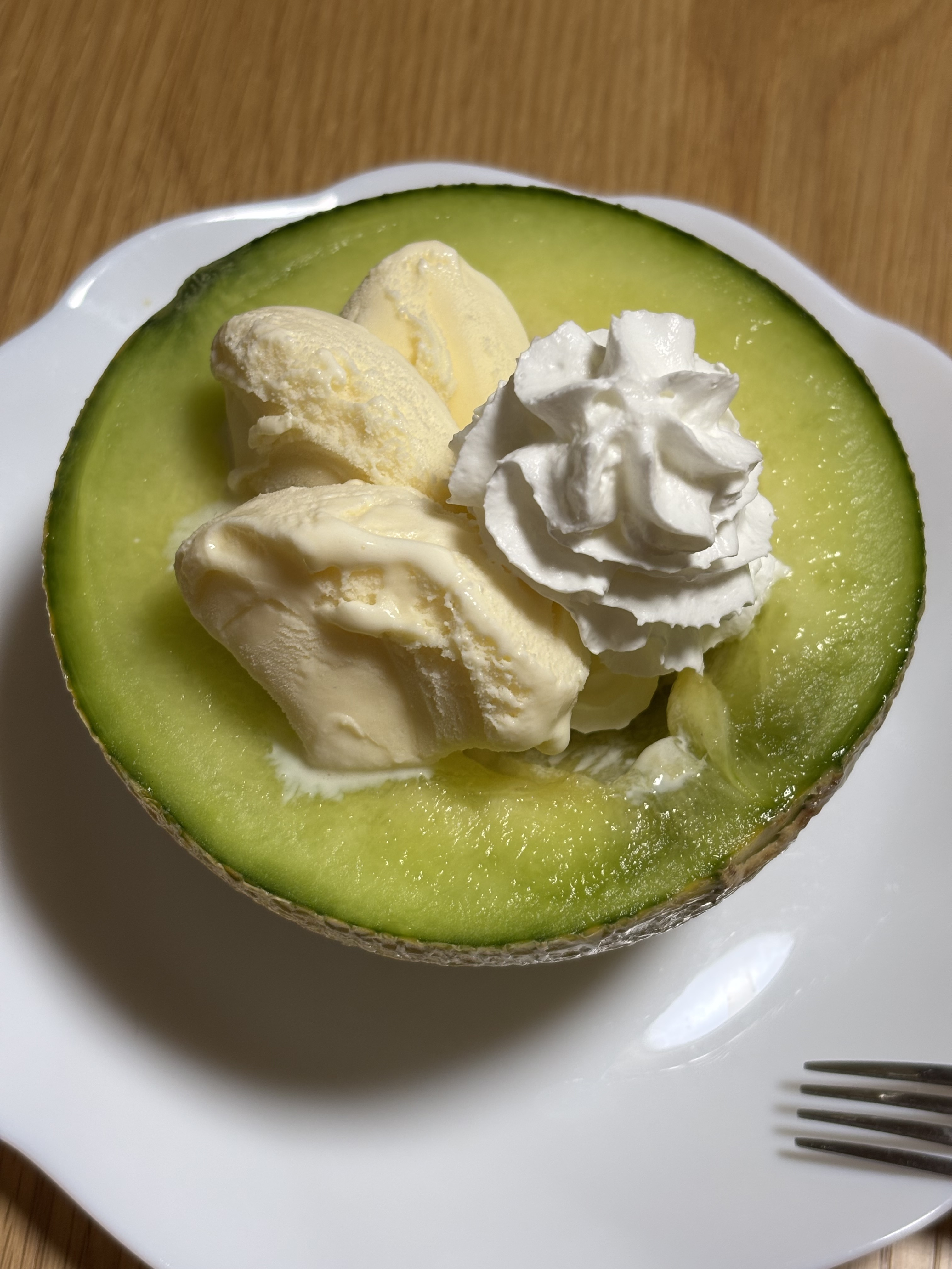 メロンパフェ様2点専用ページ New Cafe Menu〜 メロンのパフェ￥1,600 8月末までのパフェのご