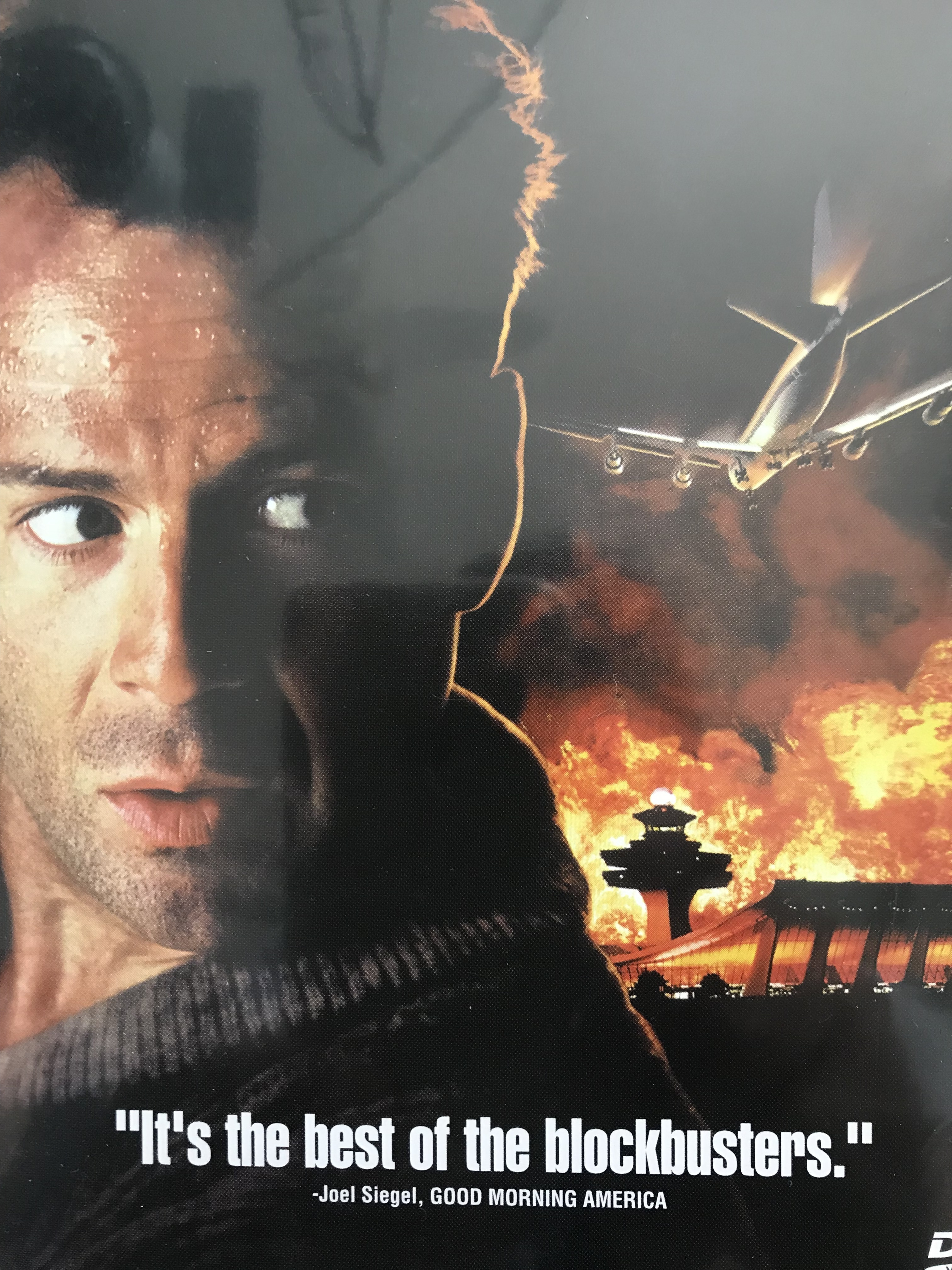 ダイ・ハード2 | Discover us