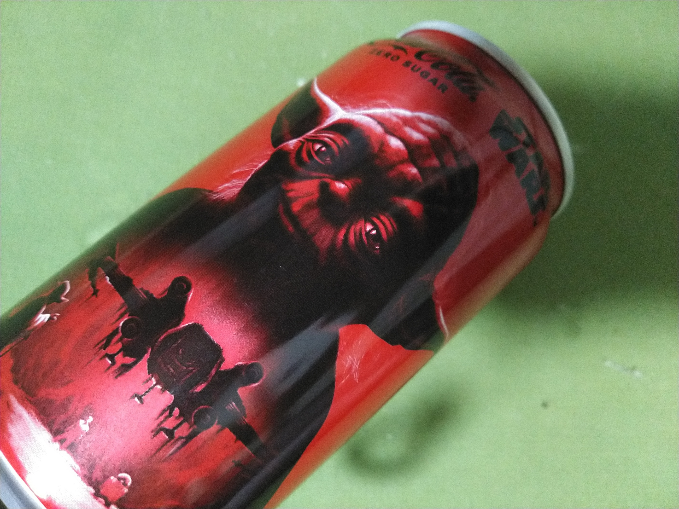 コカ・コーラ×STAR WARS ヨーダ | TORQUE STYLE